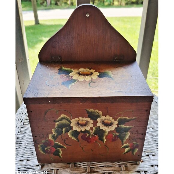Vtg Hand-Painted Wooden Wall-Mounted Recipe Box With Floral Design & Hinged Lid - Picture 1 of 10